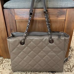 GREY PURSE